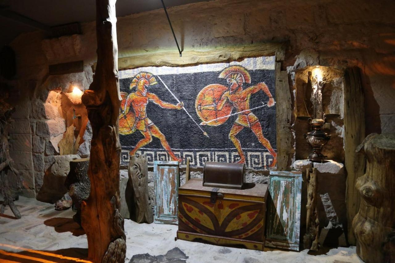 אוצ'יסר Hotel Philosophia מראה חיצוני תמונה