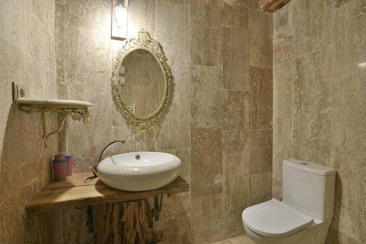 אוצ'יסר Hotel Philosophia מראה חיצוני תמונה